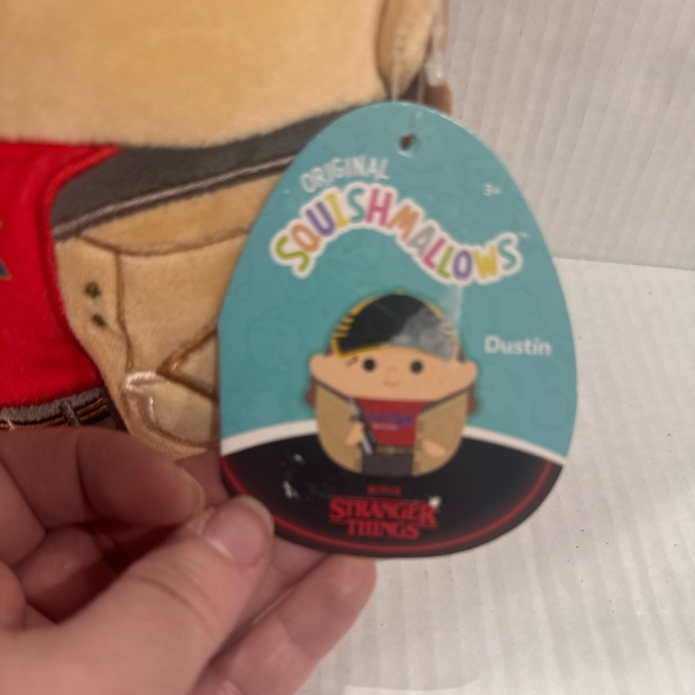Squishmallows - Dustin 8" Stranger Things - Picture 2 of 12